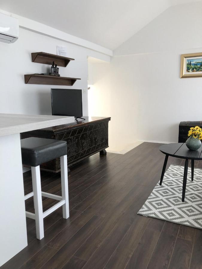 Apartment Helena ดูบรอฟนิก ภายนอก รูปภาพ